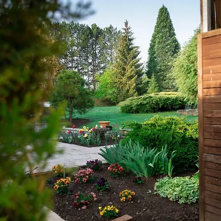 Les Jardins De Qiara *