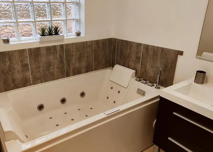 Les Jardins De Qiara Mattaincourt